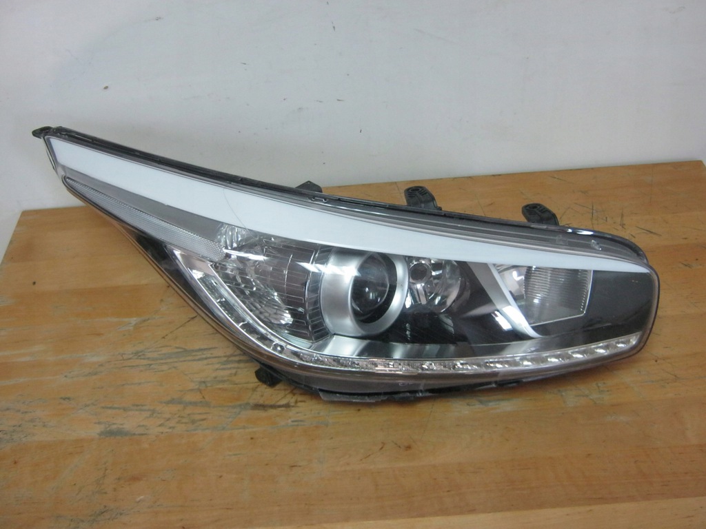  faro der.. led  kia  pro ceed 12 17 (#)