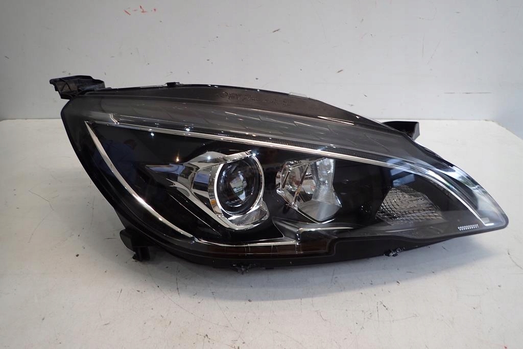  faro frente der.. peugeot 308 t9 lift 17 led (#)