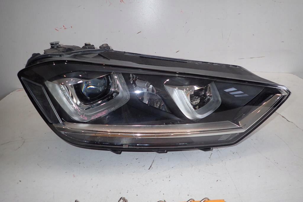  faro frente der.. vw golf sportsvan bi xenon (#)