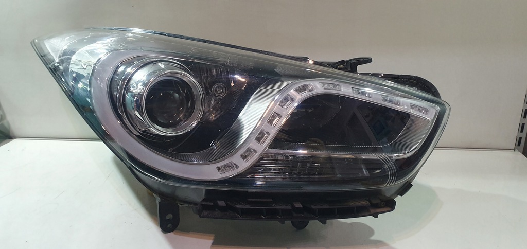  faro frente der.. hyundai  i30 xénon compl eu (#)