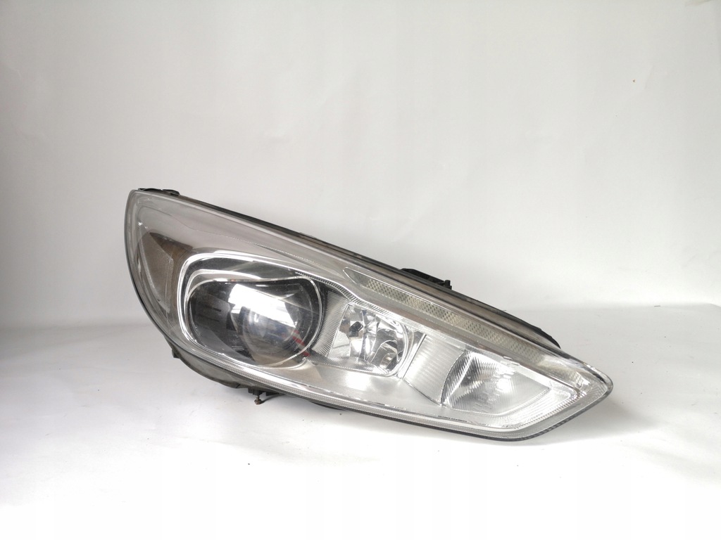 faro der.. delantero ford focus mk3 lift xenon (#)