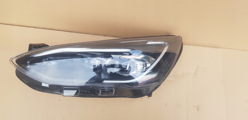 ford focus mk4 faro delantera izq. full led (#)