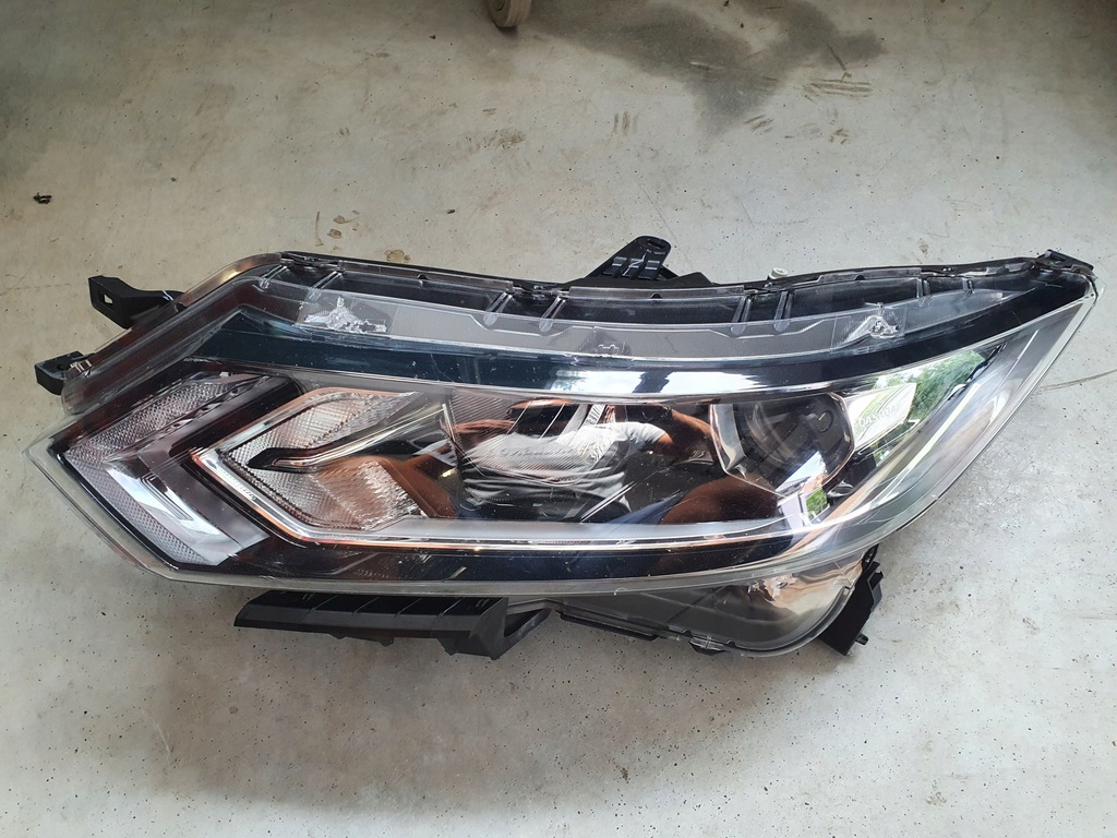  faro izq. qashqai ii europa entero estado perfecto (#)