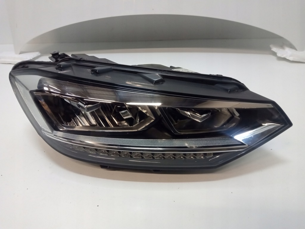 vw touran iii faro der.. full led (#)