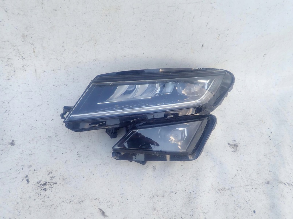 skoda kodiaq 16 > faro frente delantera izq. (#)