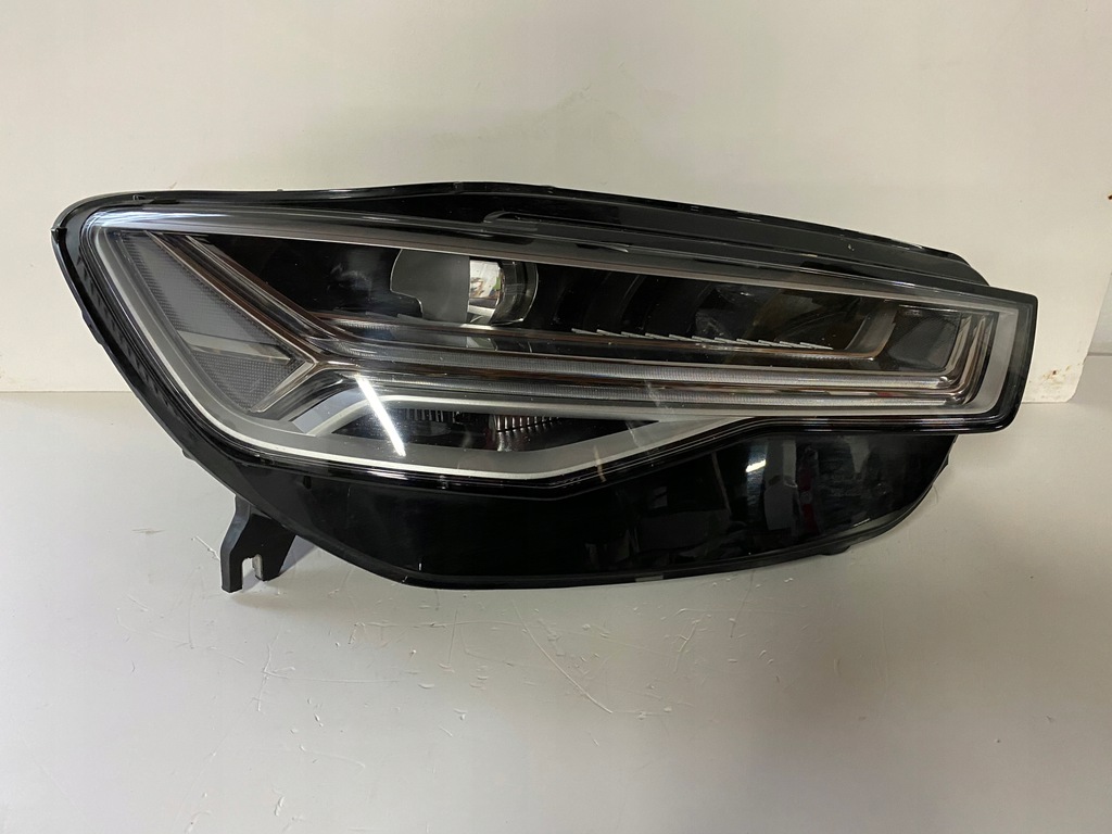 der.. matrix audi a6 lift c7 4g0941036 (#)