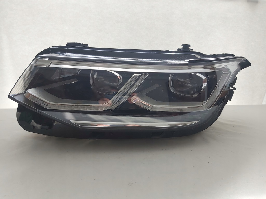 vw tiguan ii lift faro izq. full led 5nb941081c (#)