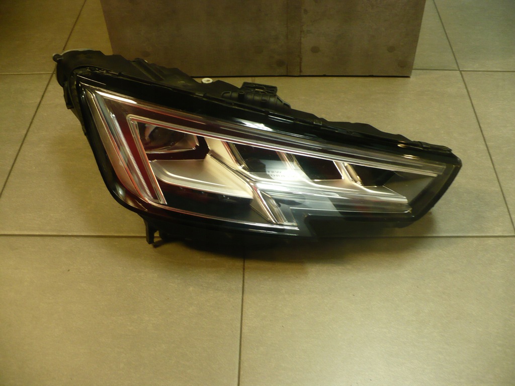  faro frente delantero der.. audi a4 b9 8w matrix (#)