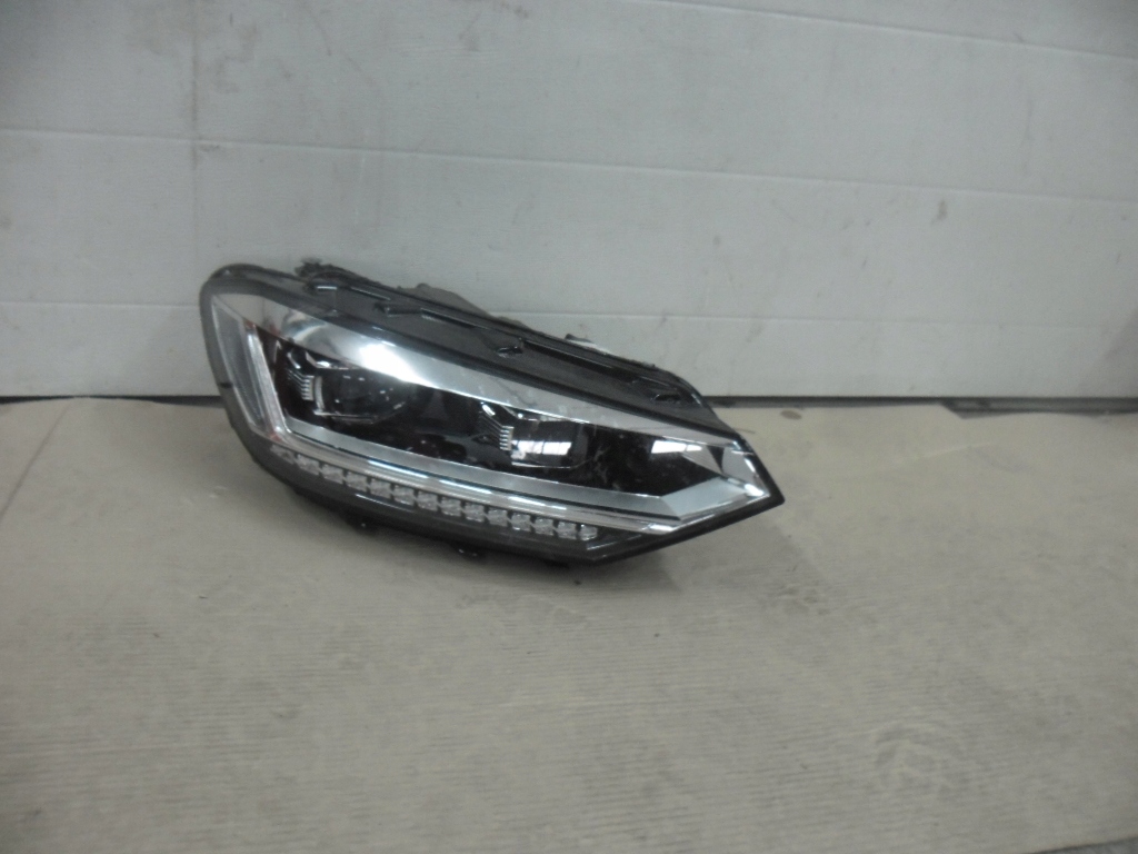 vw touran 5t lift 2018 faro frente der.. full led (#)