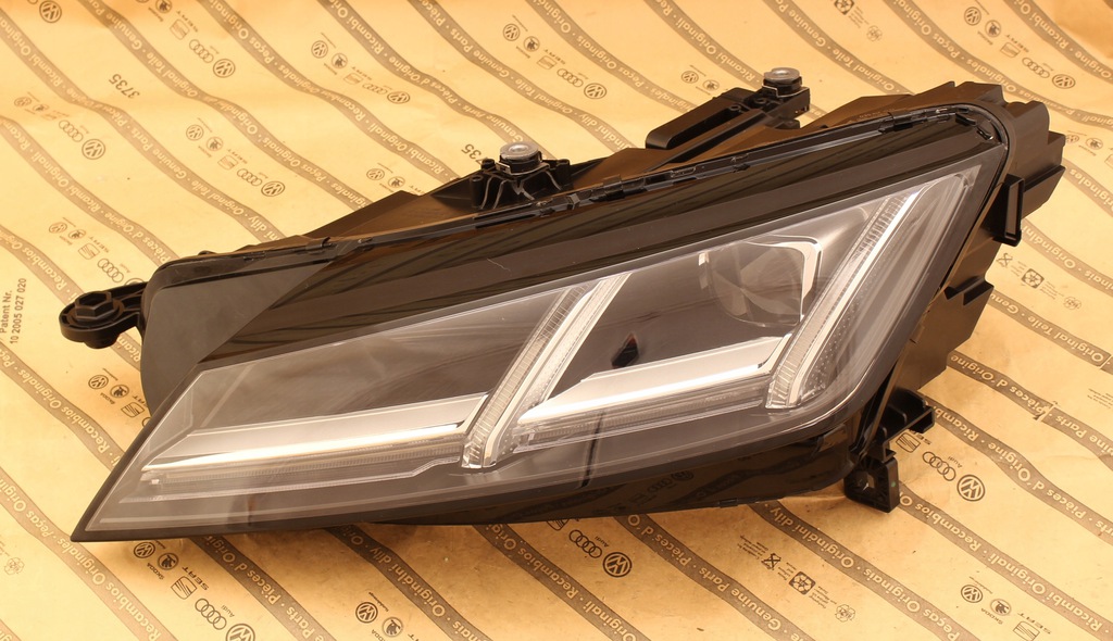 audi tt 8s0 14 faro delantero full led matrix (#)