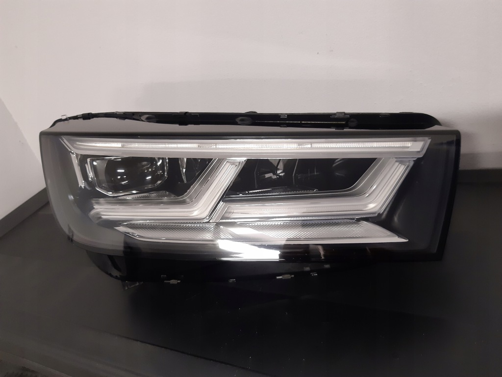 audi q5 full led der.. 80a 941 036 (#)
