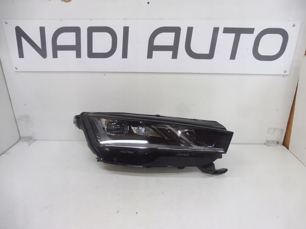 skoda octavia 4 5e4941016a faro der.. full led (#)