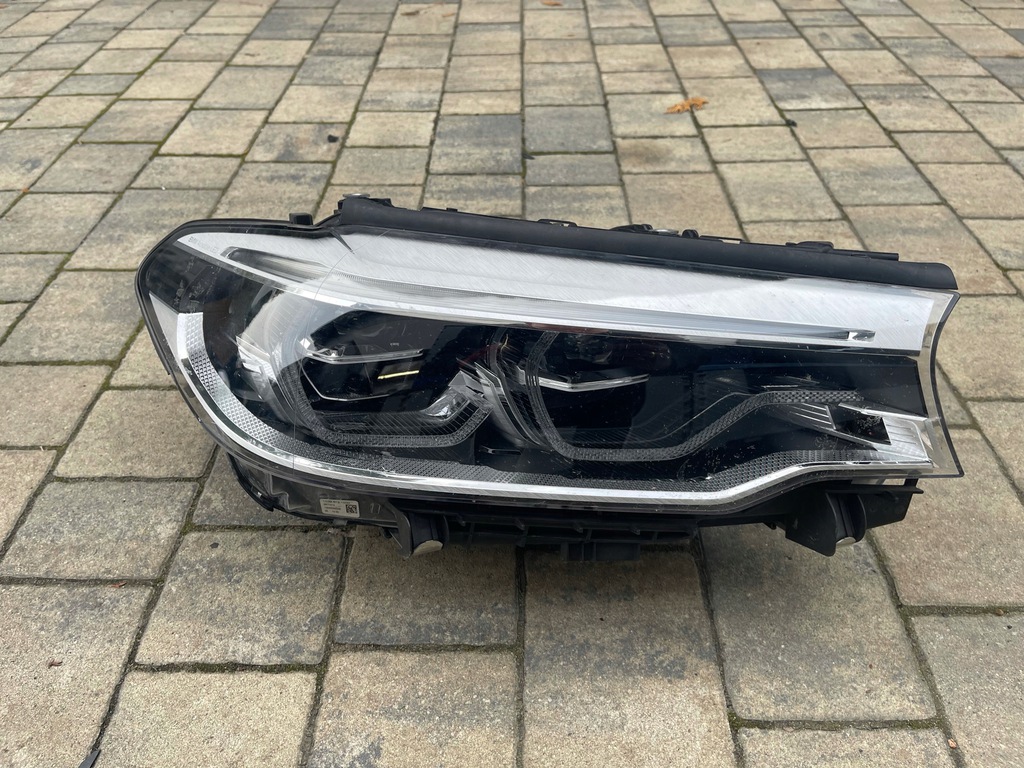 bmw 5 g30 g31 7439210 adaptativo led faro der.. eur (#)