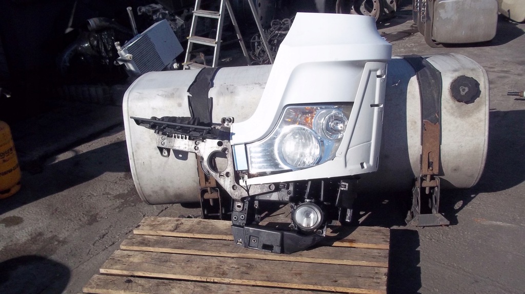  faro soporte esquinero paragolpes mercedes actros mp4 (#)
