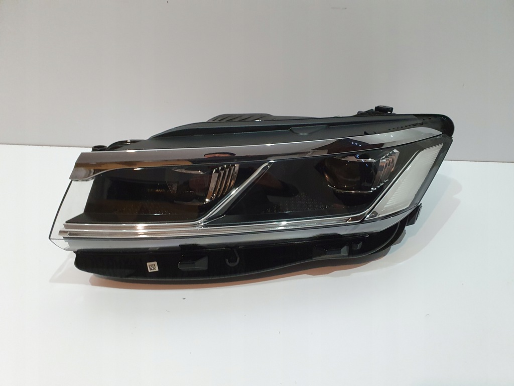  faro izq. touareg full led (#)
