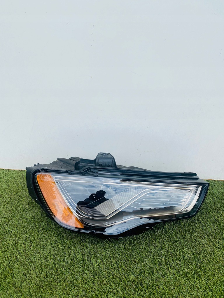 faro der.. audi a3 8v0 s3 full led usa pre lift (#)