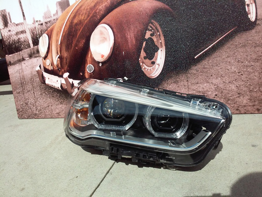 bmw x1 f48 der.. faro  (#)