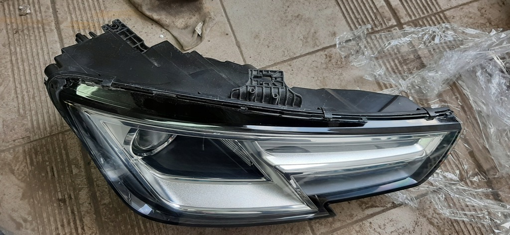  faro audi a4 b9 8w der.. xénon 8w0 15 compl (#)