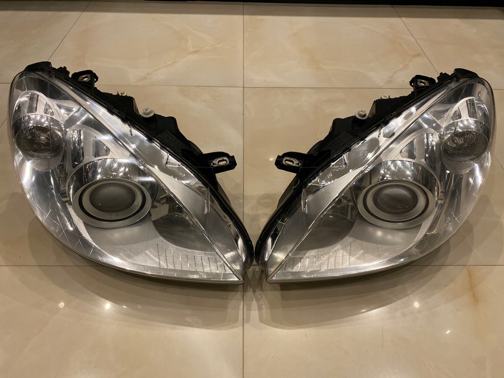  faro der.. izq. mercedes w169 xénon w1698203861 (#)