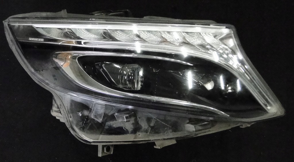 mercedes v w447 faro der.. a4479061101 (#)