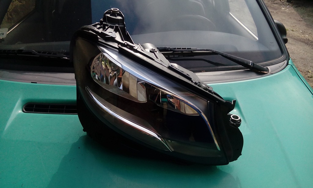 mercedes e 213 faro der.. h7   europa (#)