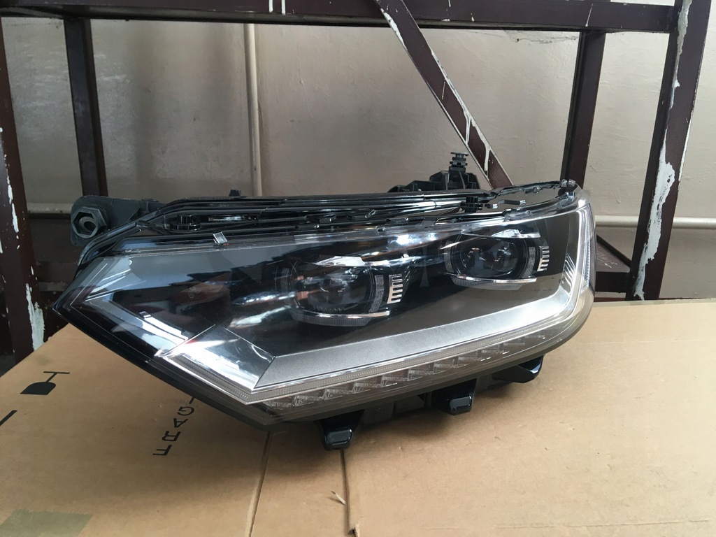 vw passat 3g1 b8 full led izq. 3g1941081 (#)