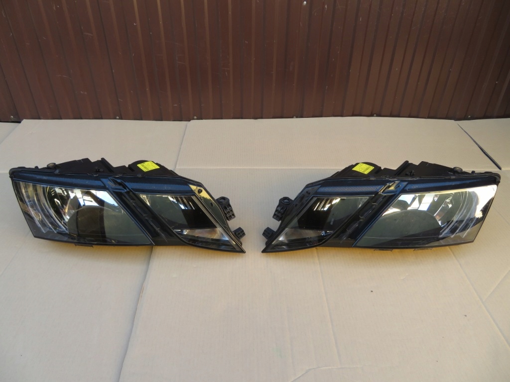  faro izq. der.. skoda octavia iii lift led (#)