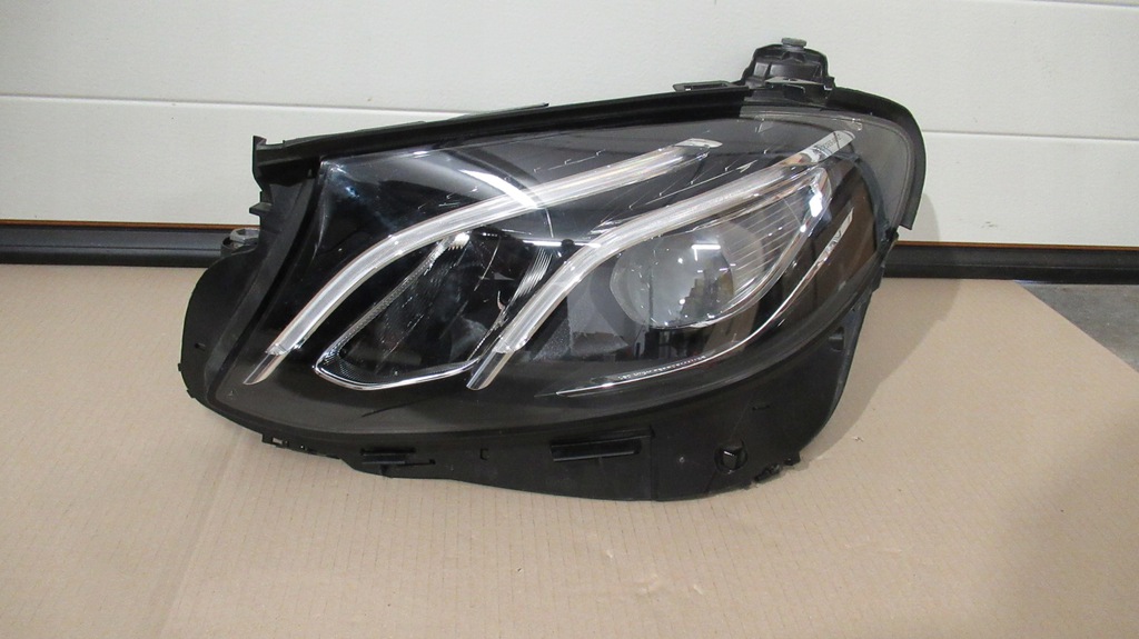 izq. faro mercedes clase e 213 full led (#)