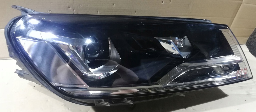 vw touareg 2 7p lift xénon faro der.. delantero (#)