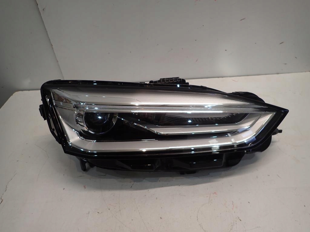  faro delantero der.. audi a5 16 bi xenon 8w (#)