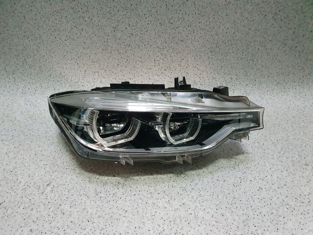 bmw 3 f30 f31 lift faro der.. adaptativo (#)