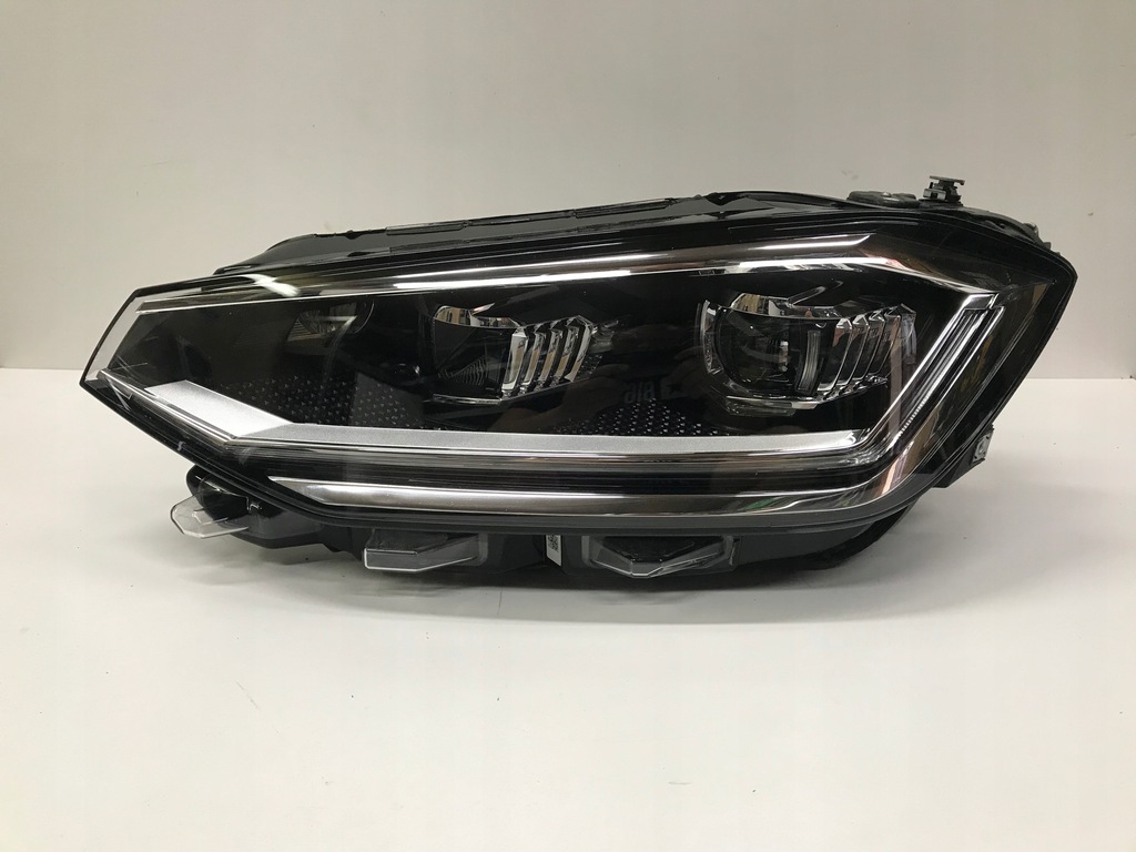 vw golf vii sportsvan faro izq. led 517941081 (#)