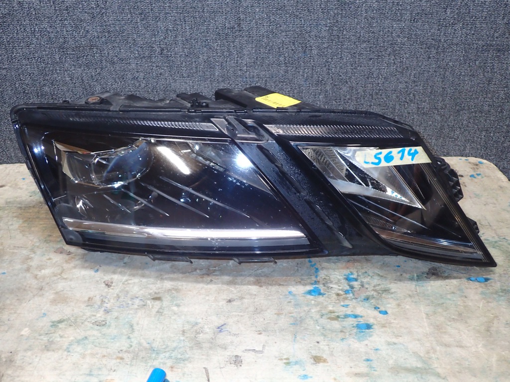  faro delantero der.. skoda octavia iii 3 lift full le (#)