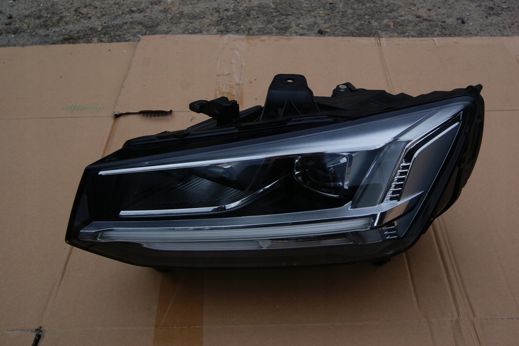 audi q2 81a941033 full led izq. (#)
