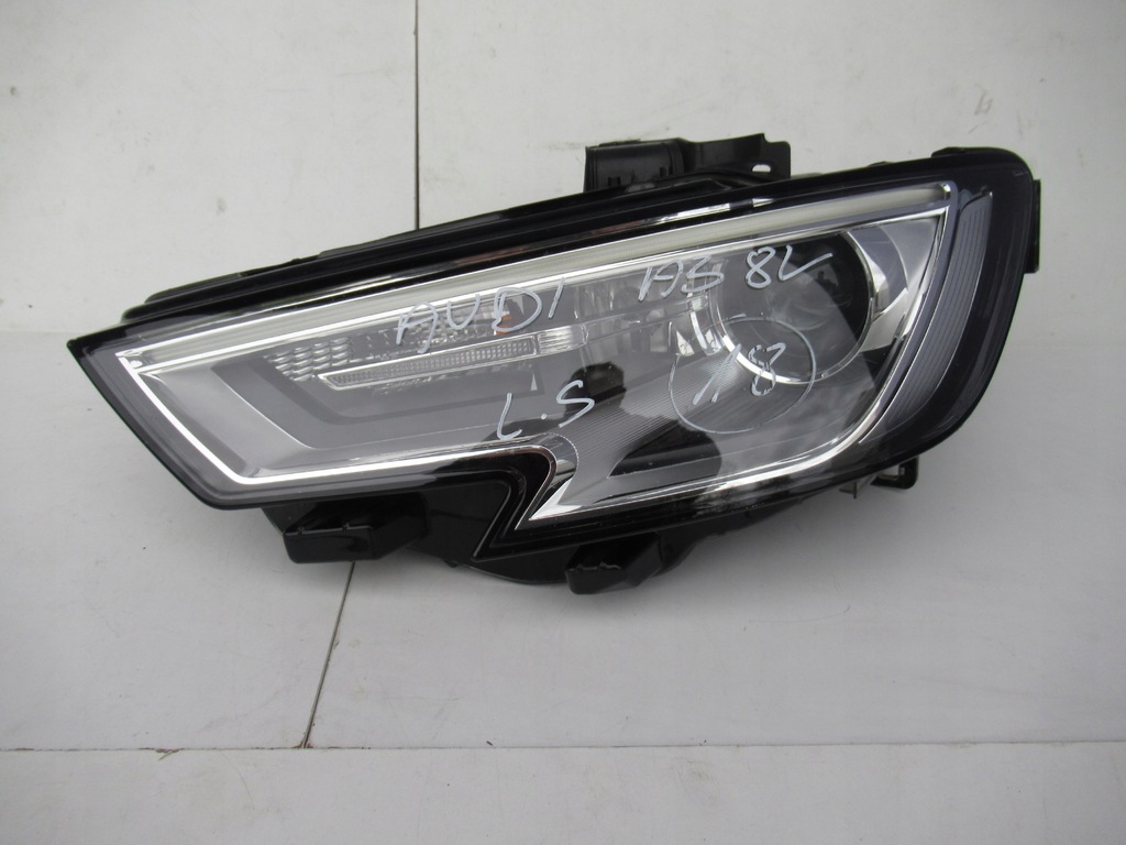 audi a3 s3 8v lift faro bi xénon izq. 8v0941005e (#)
