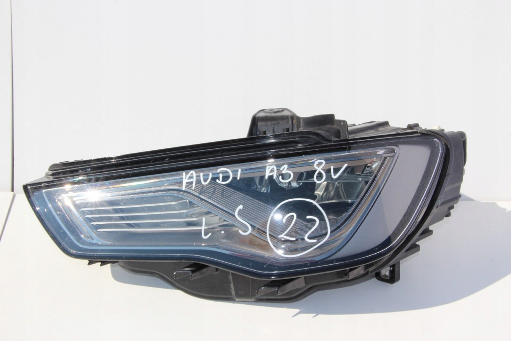 audi a3 s3 8v faro full led izq. 8v0941033af (#)