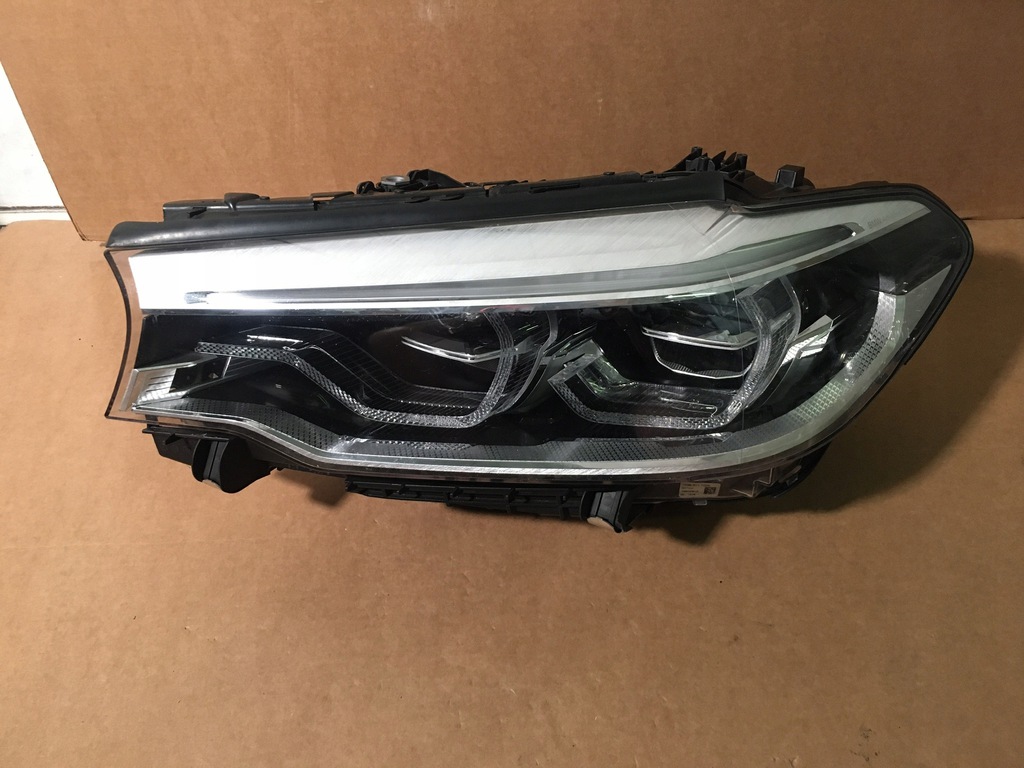 bmw 5 g30 g31 faro izq. adaptativo led izq. 7439209 (#)