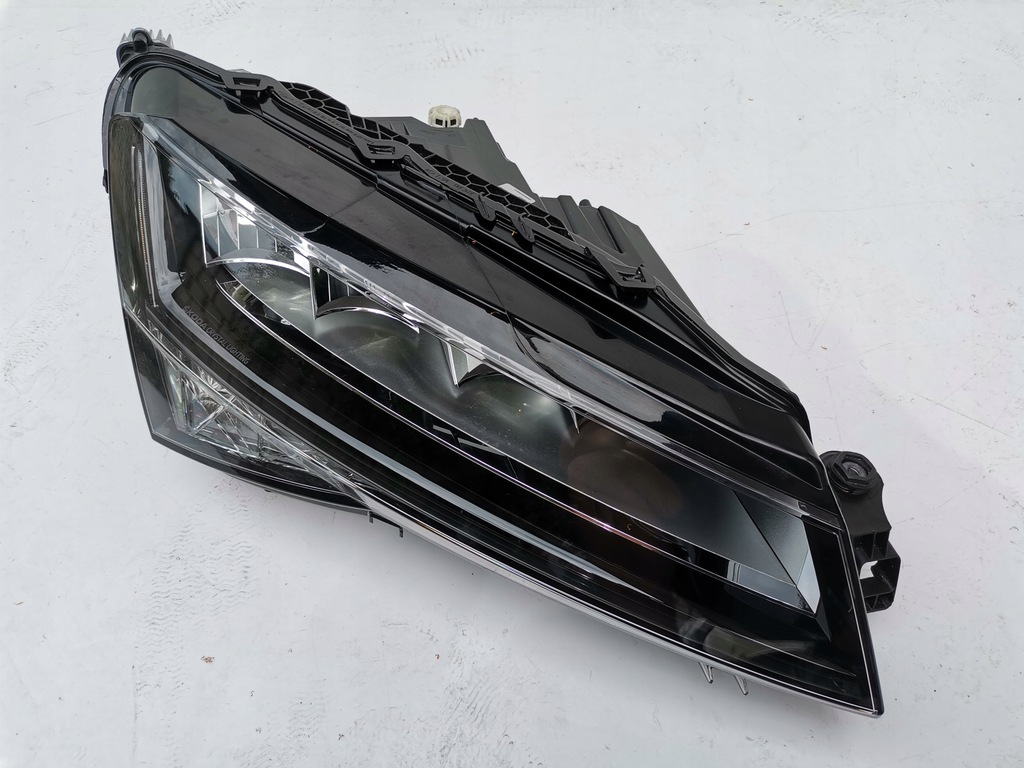 skoda superb iii lift crystal led 2019 3v1941016c (#)