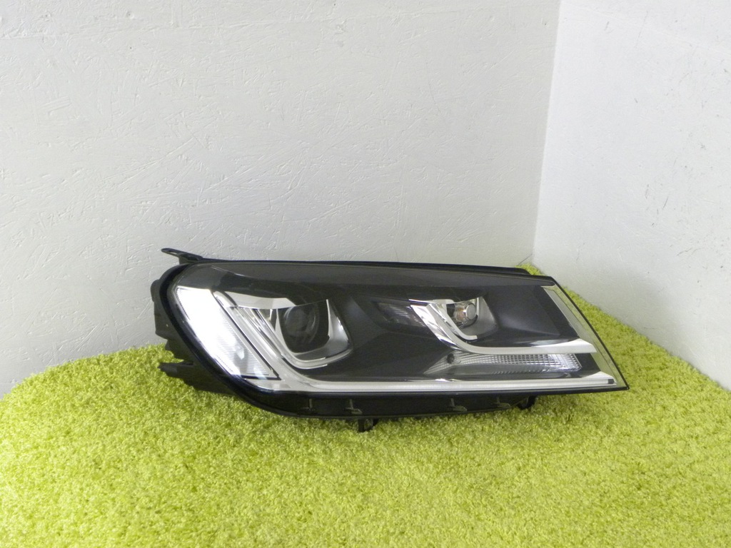  faro delantero der.. vw touareg 7p lift skr 14 (#)