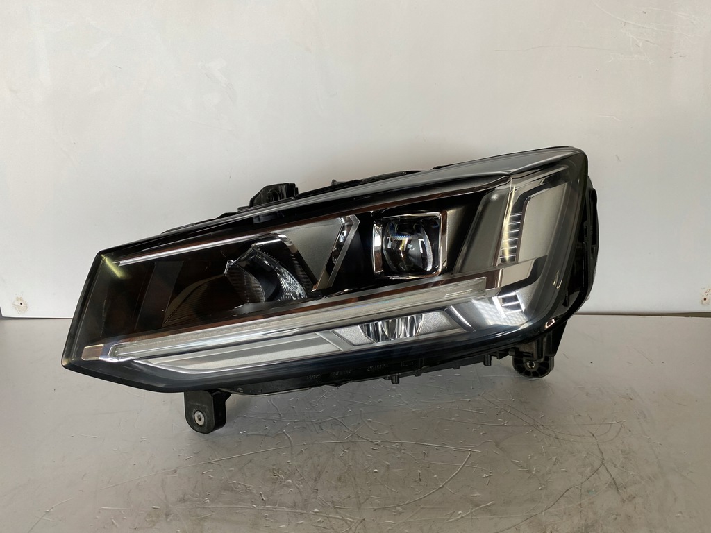 izq. full led audi q2 81a941033 (#)