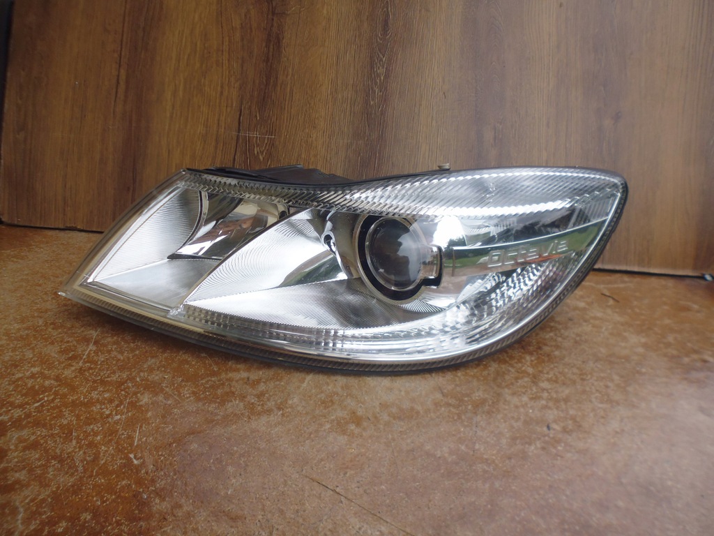 skoda octavia ii xénon lift estado perfecto eu faro izq. (#)