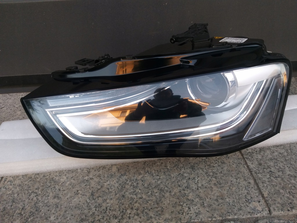  faro izq. xénon   audi a4 8k lift 12 16 (#)