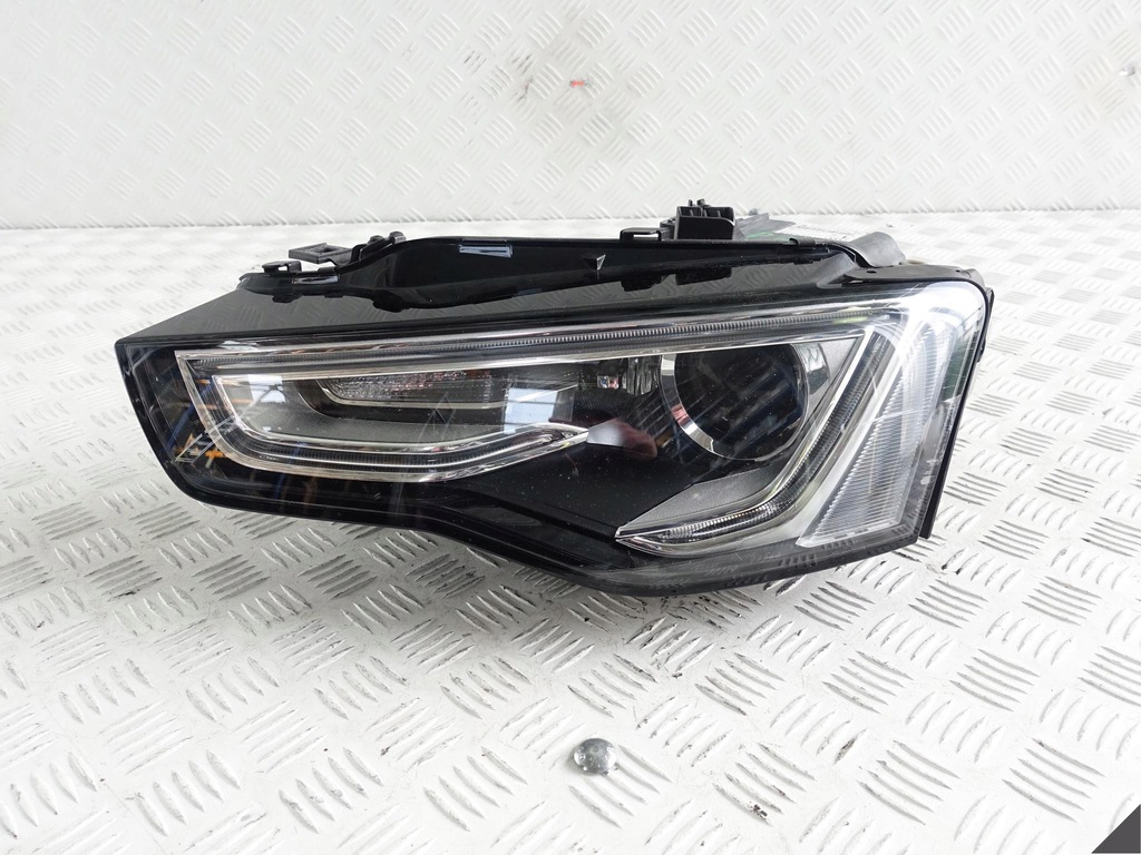 audi a5 8t0 lift 11 16 xenon led direccional izq. eu (#)