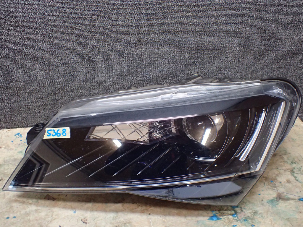  faro delantero izq. skoda superb iii 3 xénon led (#)