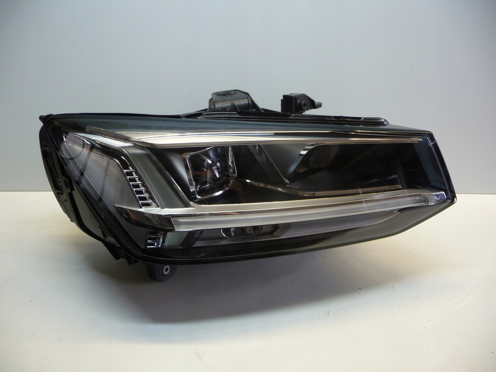 81a941034b faro delantero der.. full led audi q2 (#)