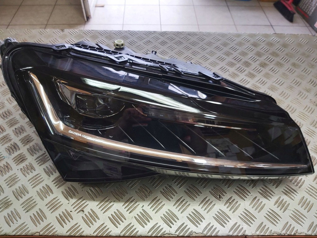  faro der.. full led skoda superb iii lift 19r (#)