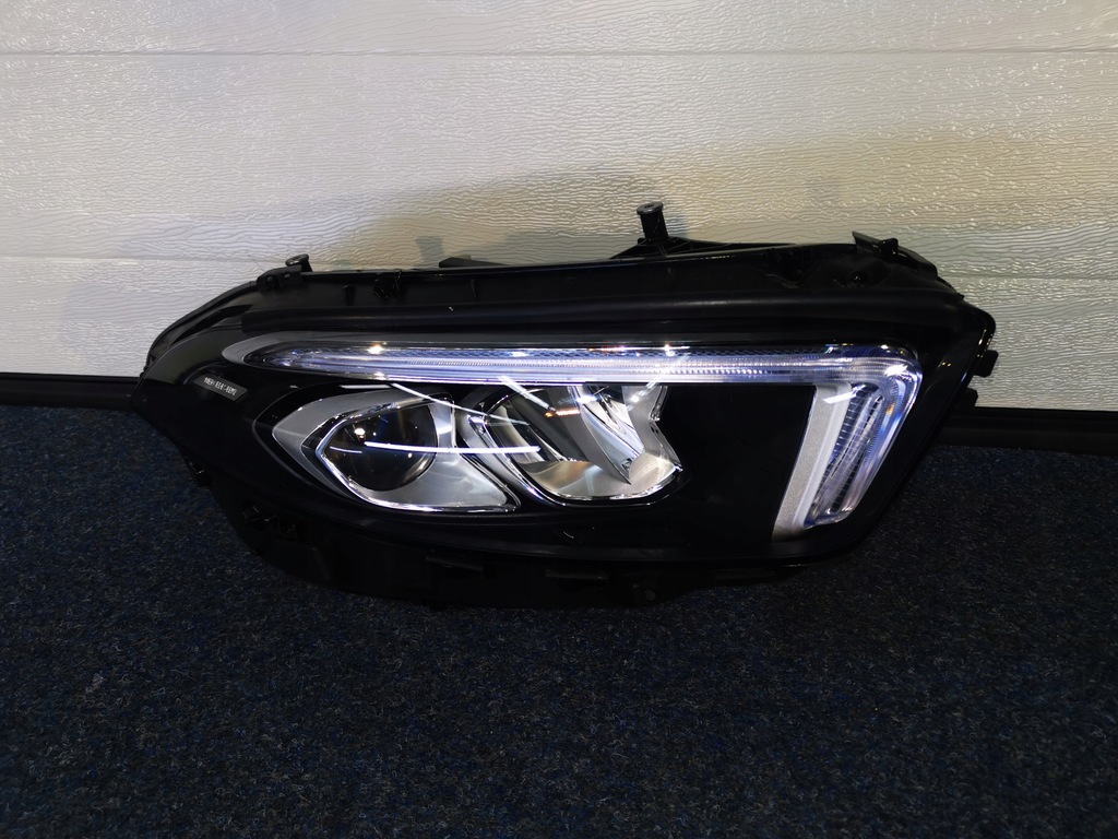 faro der.. delantero mercedes aclase w177 a1779062800 (#)
