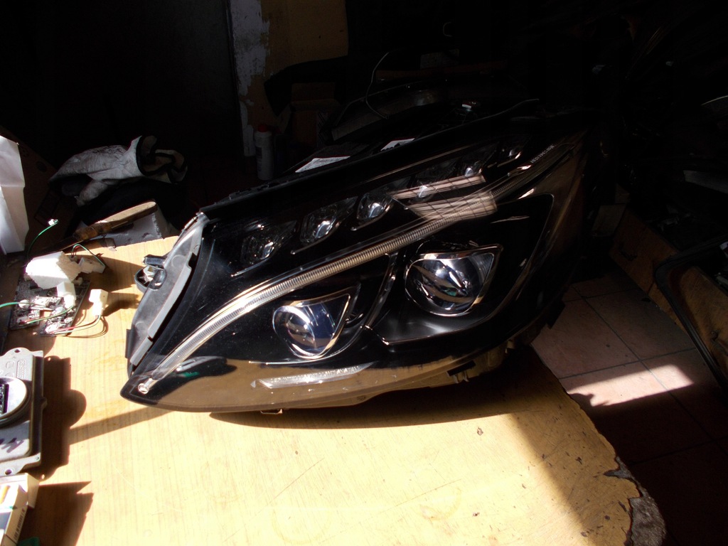 mercedes cclase 205 fuul led europa izq. (#)