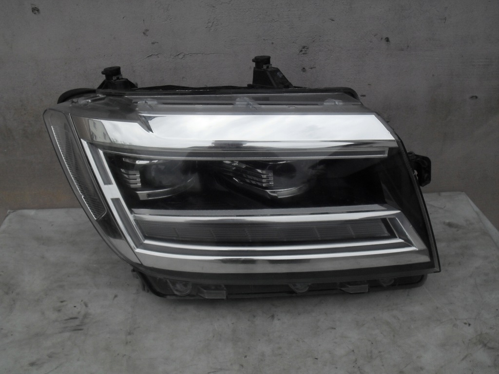 vw crafter 16 faro frente der.. full led europa (#)