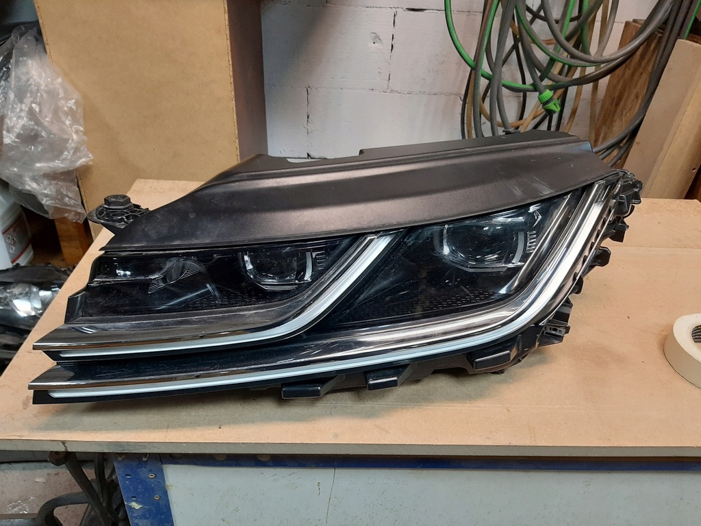  faro izq. calandra vw arteon 2020 full led (#)